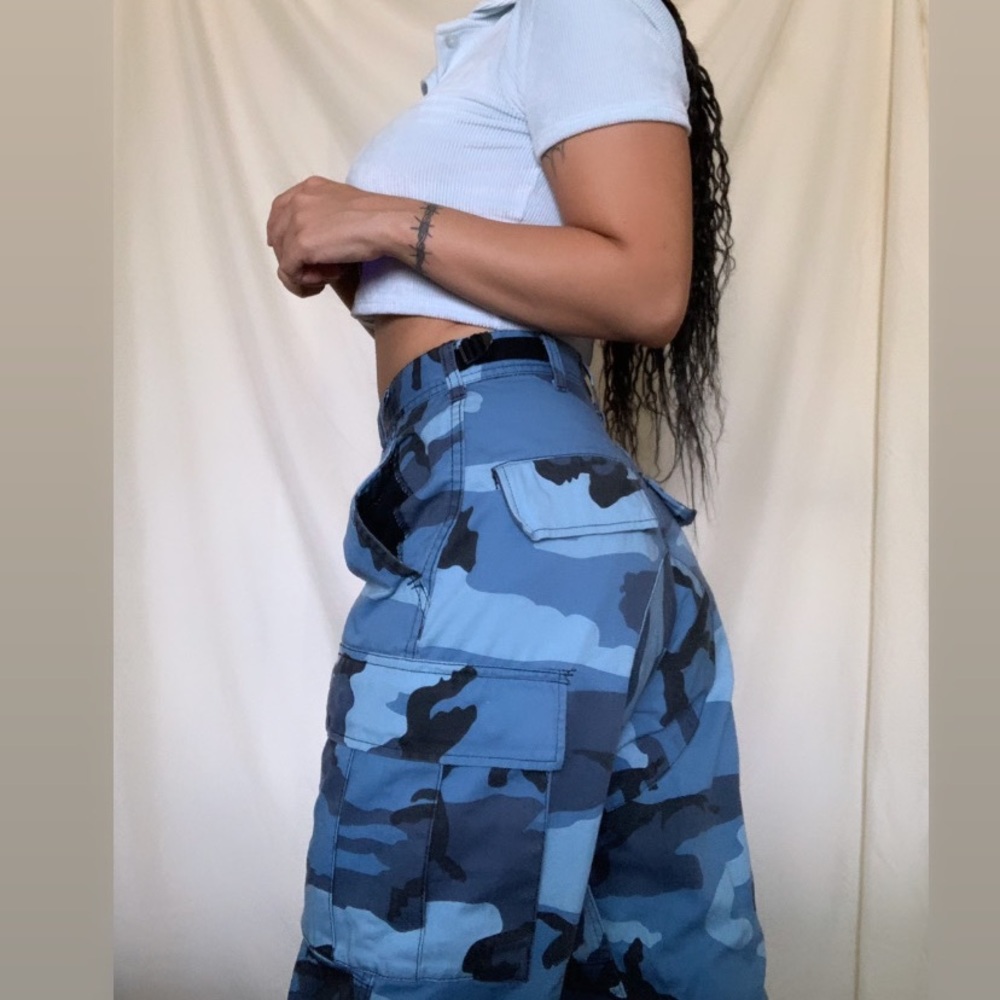 The cargo pants everyone needs!